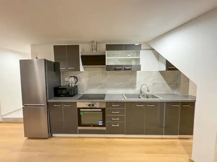 Apartment U Cerneho Orla KLV Exterior foto